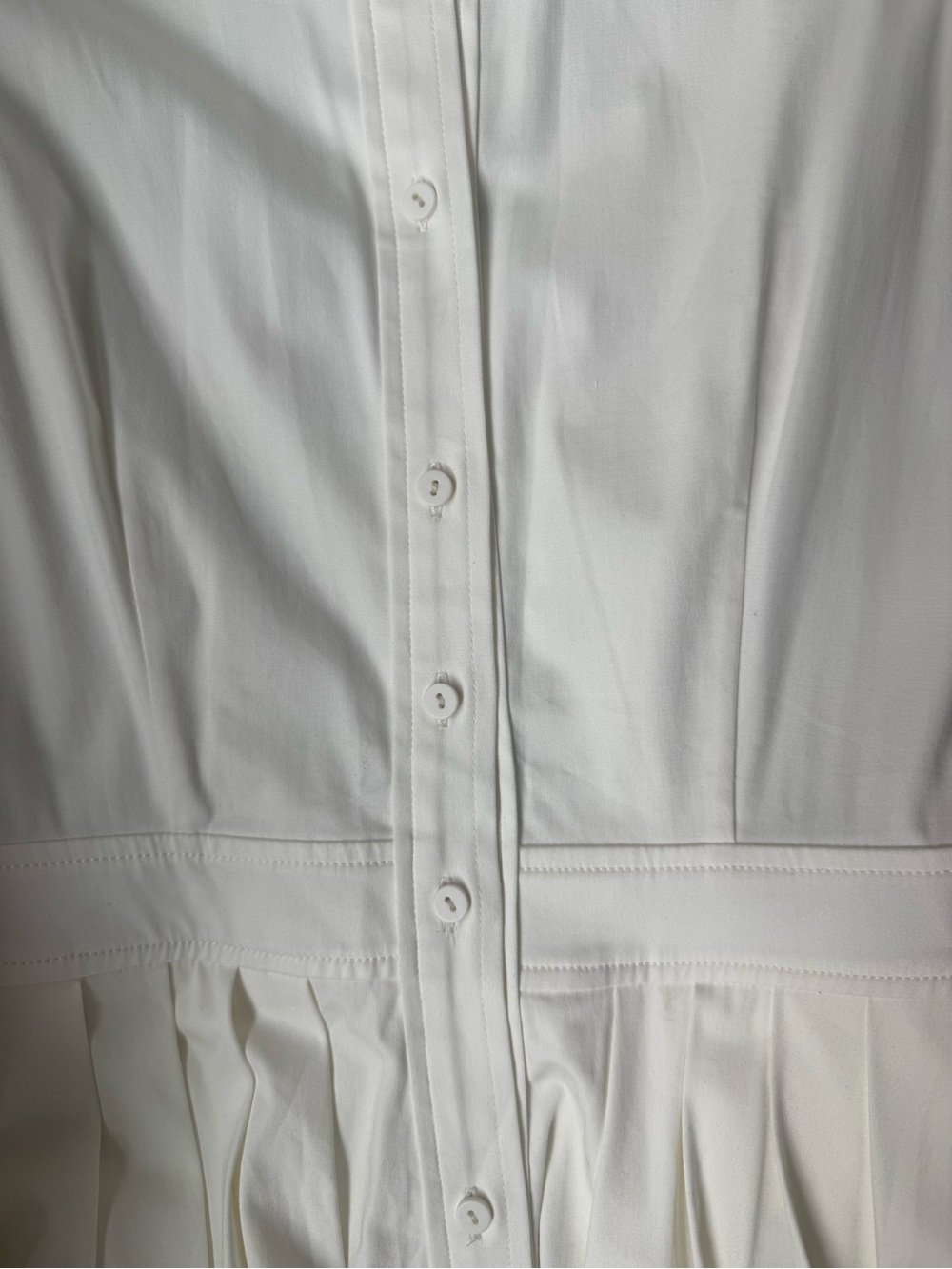 Alexis April Dress in White - Picture 7 of 8